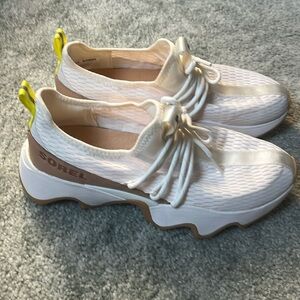 Sorel Kinetic Sneakers Brand New W/O Box